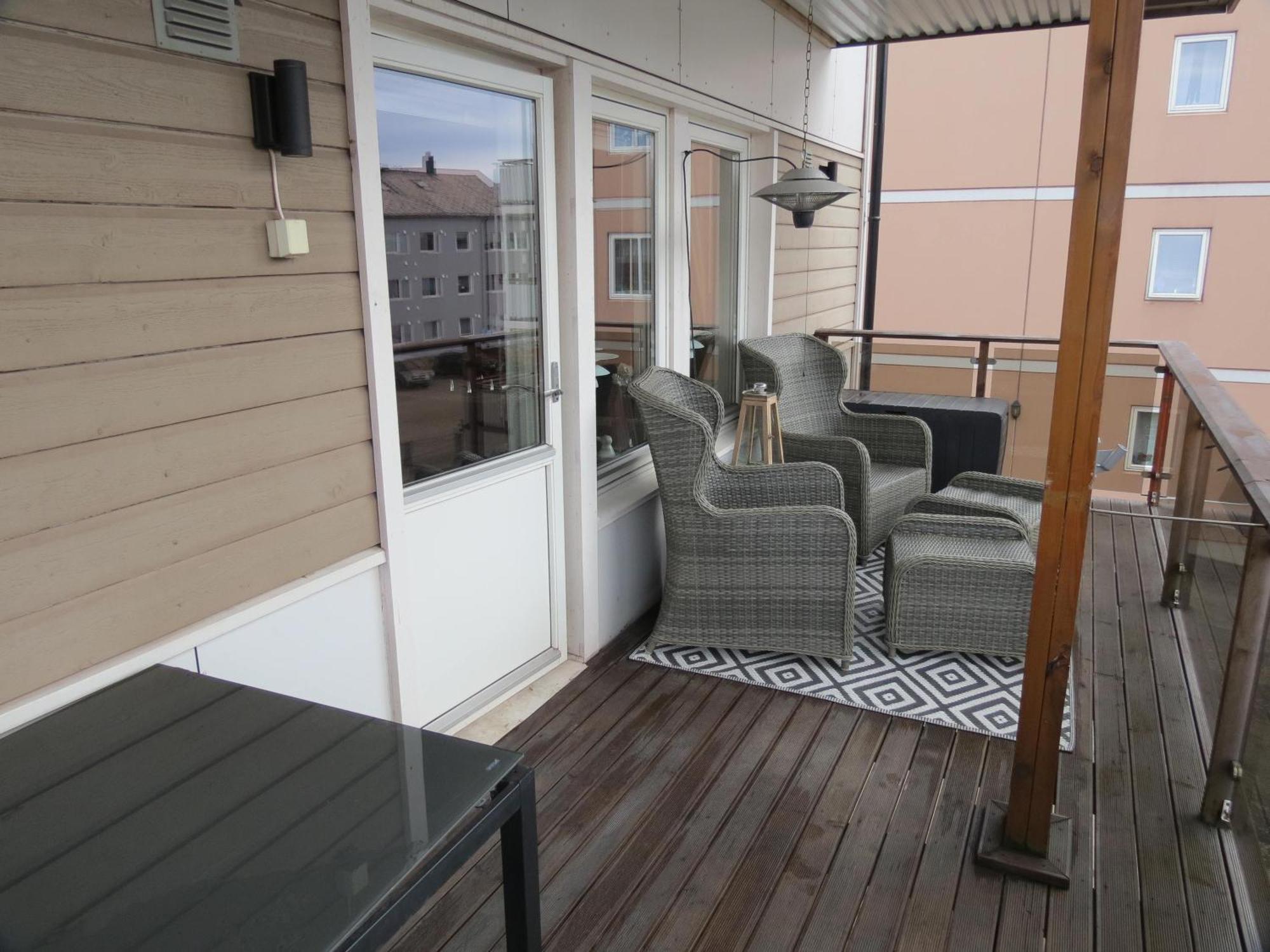Koselig Og Moderne Leilighet, Meget Sentralt I Narvik Med Gratis Parkering! Exteriör bild