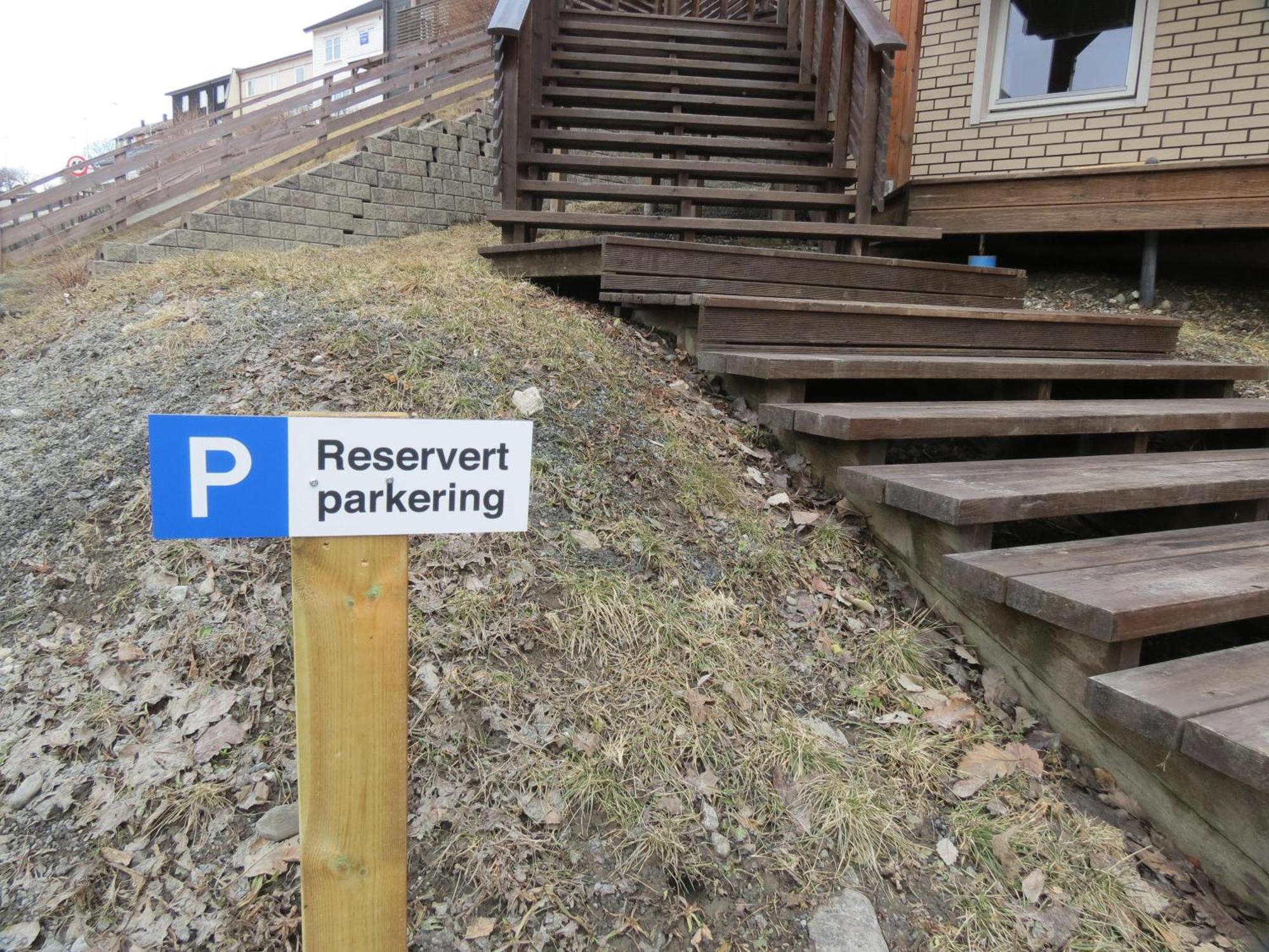 Koselig Og Moderne Leilighet, Meget Sentralt I Narvik Med Gratis Parkering! Exteriör bild