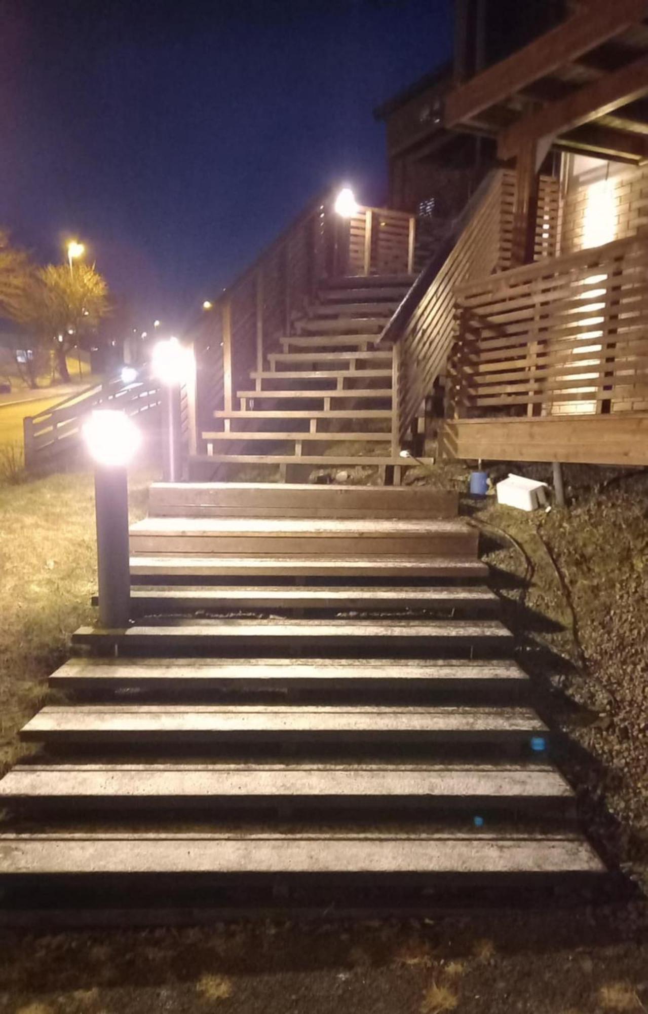 Koselig Og Moderne Leilighet, Meget Sentralt I Narvik Med Gratis Parkering! Exteriör bild
